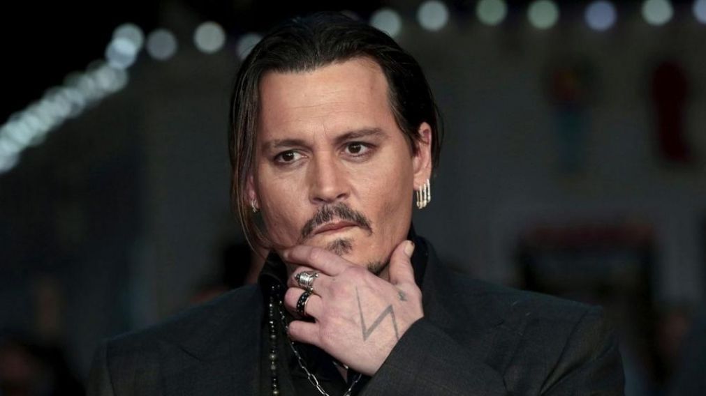 Preocupación por el alto consumo de alcohol de Johnny Depp