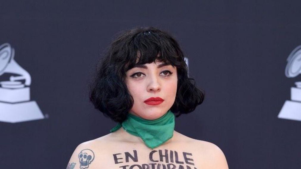 La crítica de Mon Laferte sobre Chile.