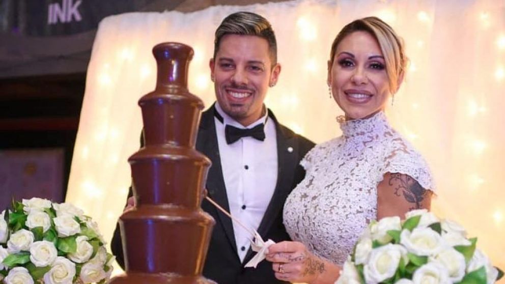 ¡En crisis! Mónica Farro se casó hace dos meses y ya tiene problemas con su marido.