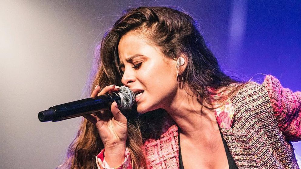 Cami, la artista chilena que la rompe con su música y talento.