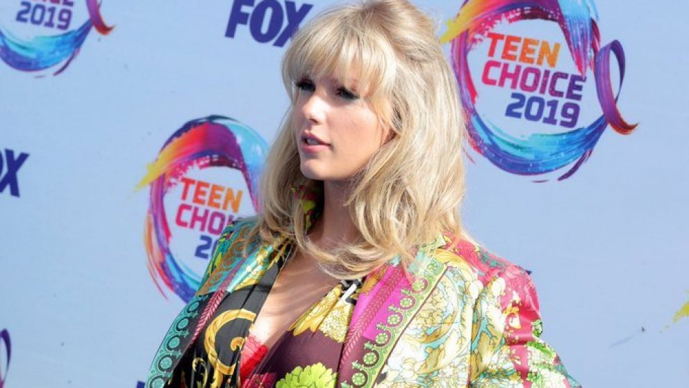 La cantante sorprendió en las redes.