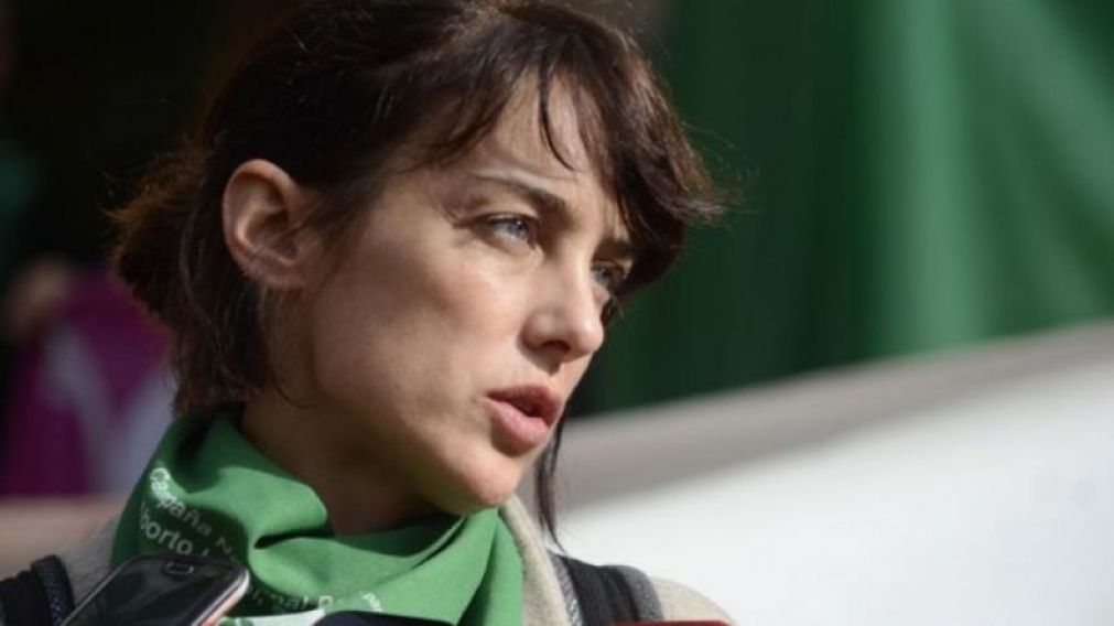 Jazmín Stuart emitió un comunicado en el que confiesa que formó parte del Telar de la Abundancia.