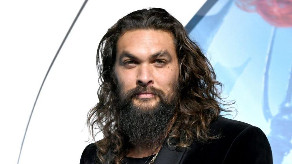 Jason Momoa se relajó.