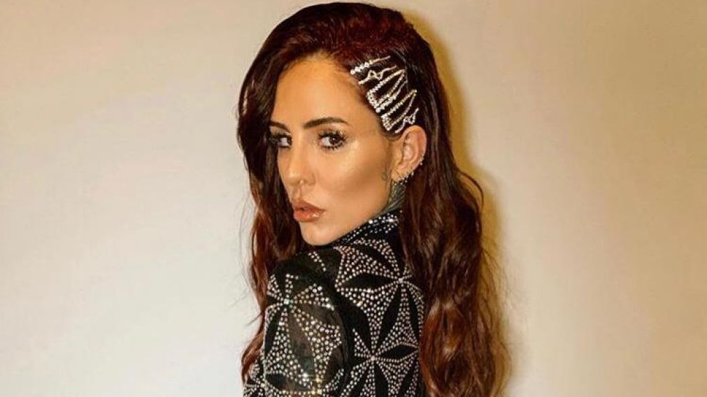 Candelaria Tinelli sorprendió con un osado look.
