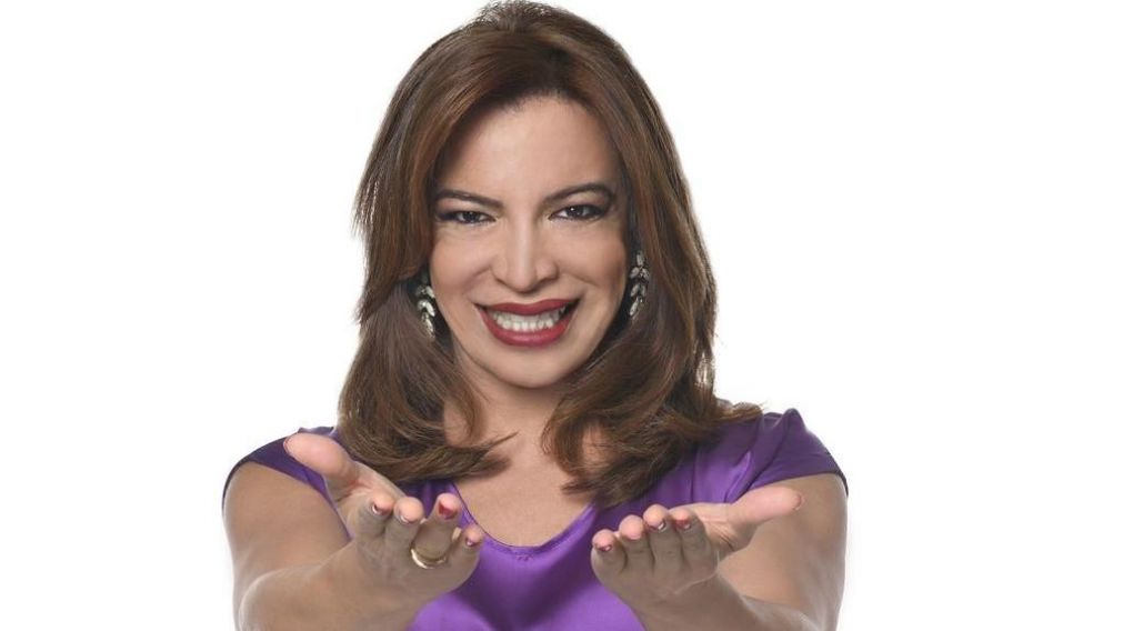 Su debut como conductora la enfrenta a un nuevo desaf�o.