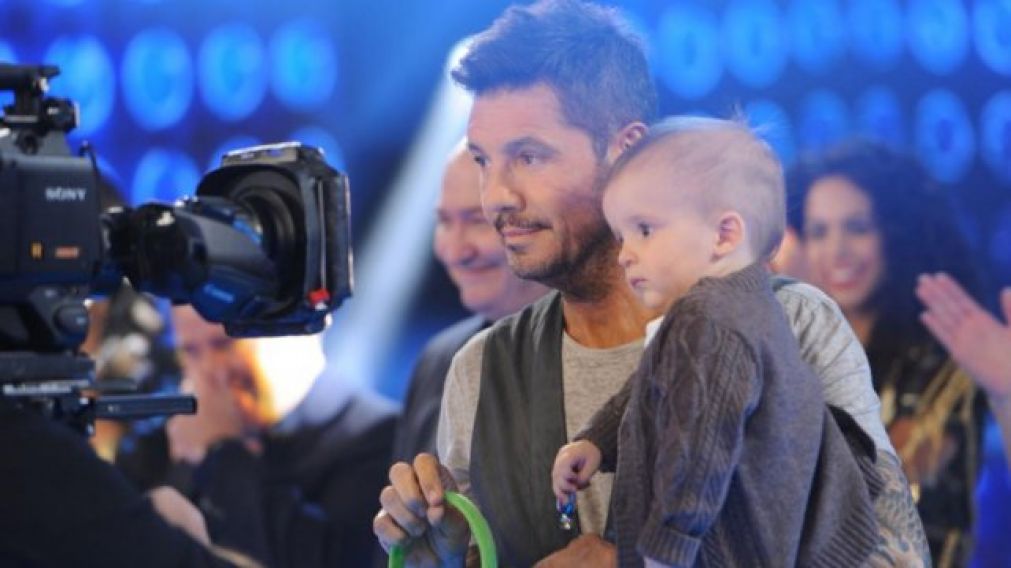 El tierno video del hijo del conductor.