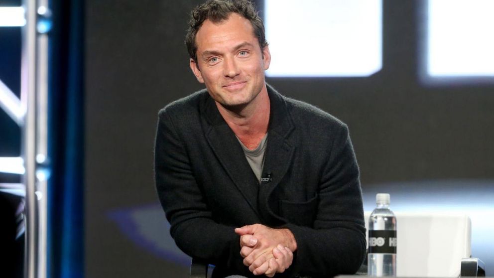 El actor brit�nico mostr� su cuerpazo.