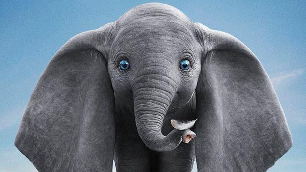 El elefante más famoso del cine vuelve a la pantalla grande.