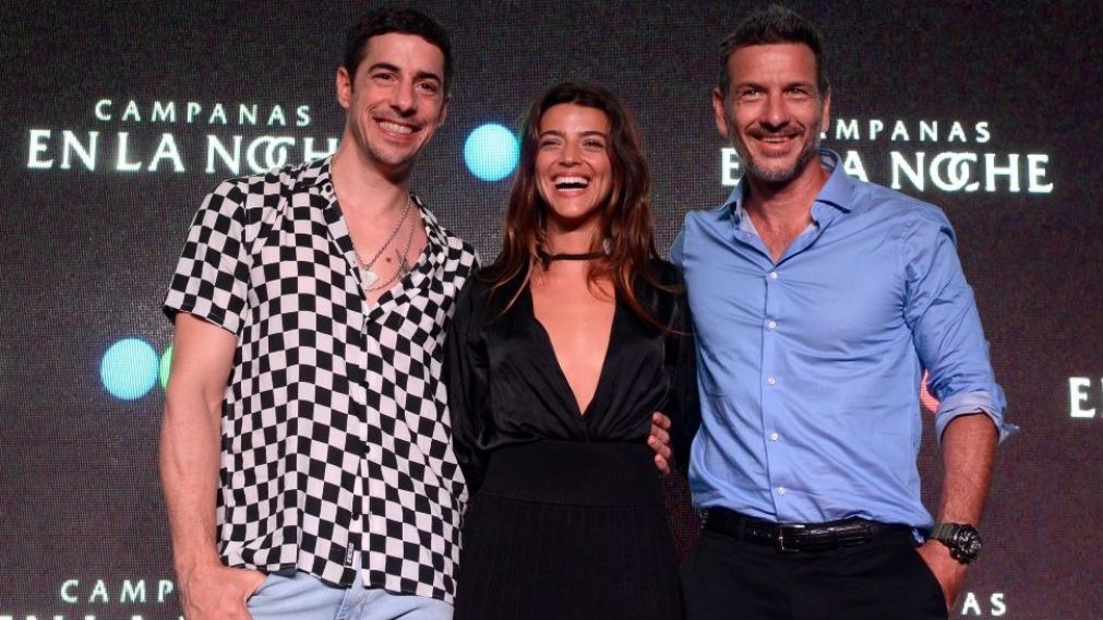 Los protagonistas, contentos con el debut. (Foto: Fernando Pérez Re/Crónica).