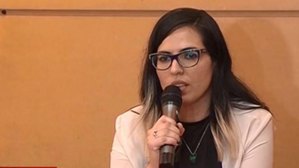 La abogada contó cómo afecta el viaje del actor en la causa.