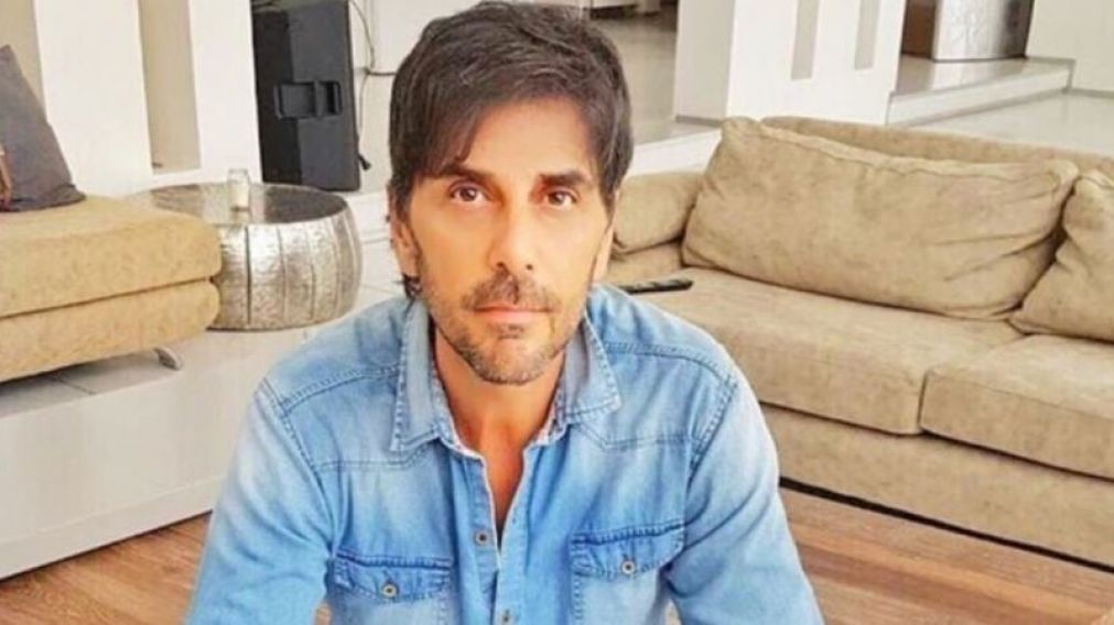 Un empleado del hotel, la pieza clave.