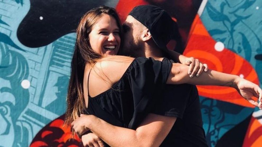 La fotografía que marcó el destino de los tortolitos.