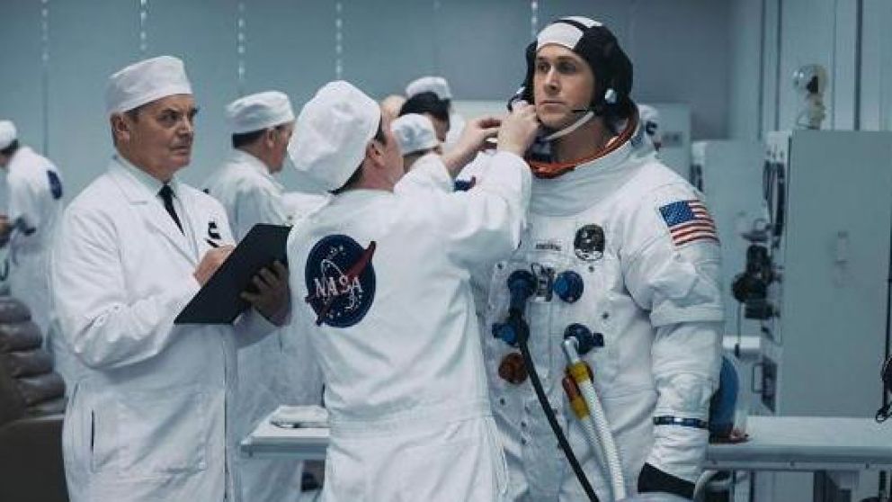 "El primer hombre en la luna", protagonizada por Ryan Gosling.