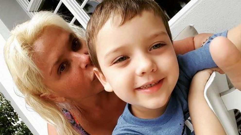 Thiago Rodríguez se posiciona en Instagram con la ayuda de su familia