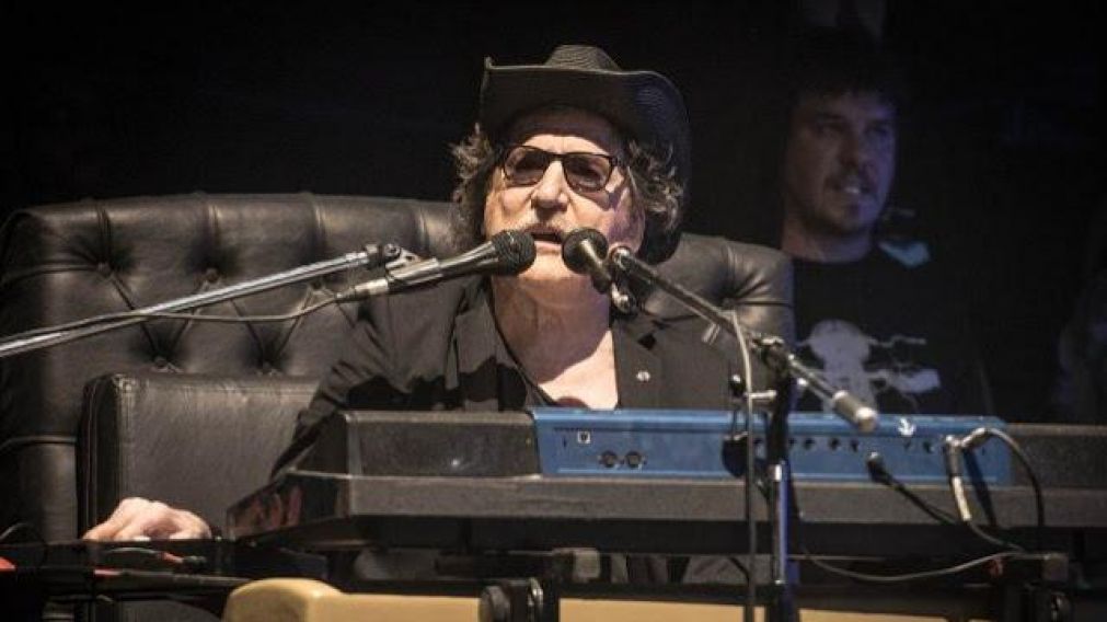 Preocupa el estado de salud de Charly.