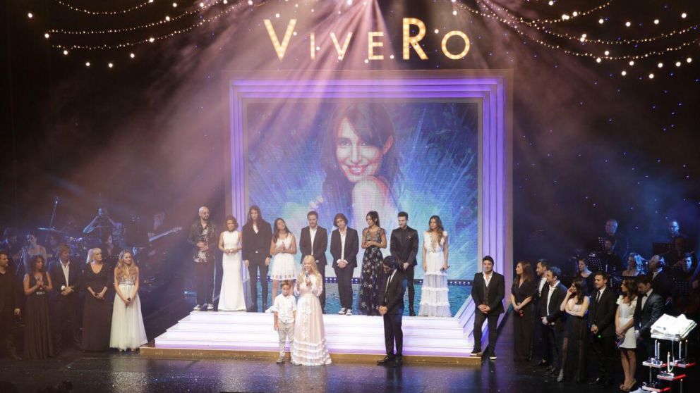 Un homenaje súper emotivo y repleto de artistas.