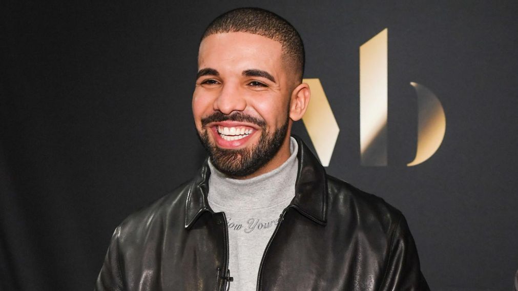 El artista canadiense estrenó el videoclip de "In My Feelings".