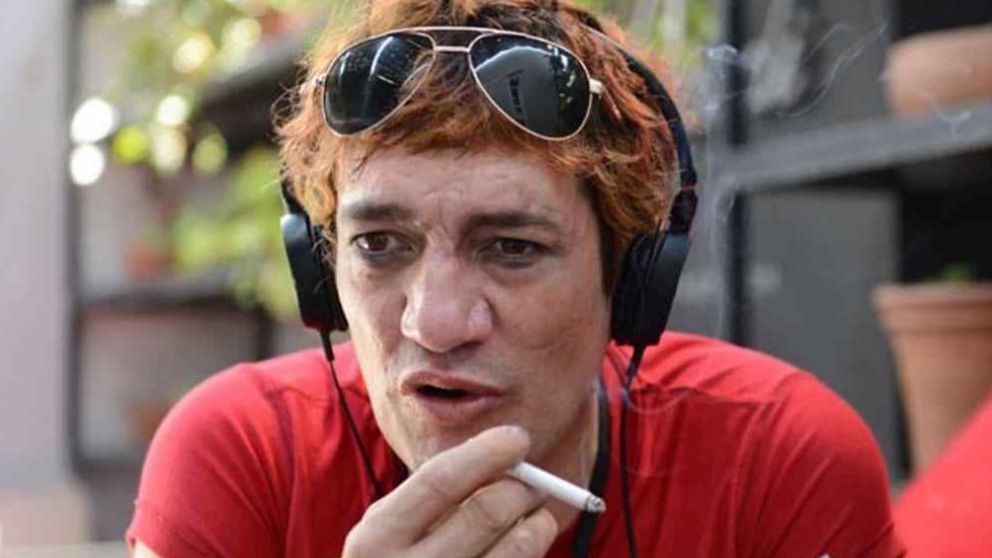 Antes de entregarse, el cantante llamo a su madre para despedirse.