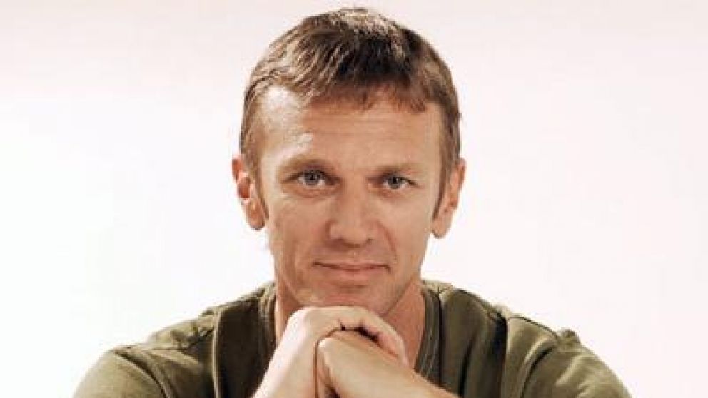 Uno de los protagonistas de "Sugar" tuvo que suspender varias funciones por complicaciones en la salud.