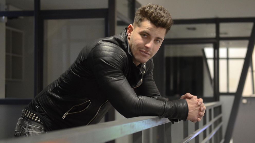 Lhoan, mano a mano con DiarioShow.com (Pérez Re - Diario Crónica)