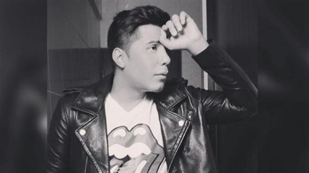 El gracioso video del artista.