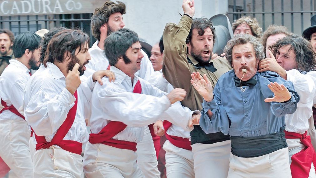 Fernando Cavenaghi y Damián Dreizik en una escena delirante en un partido improbable.