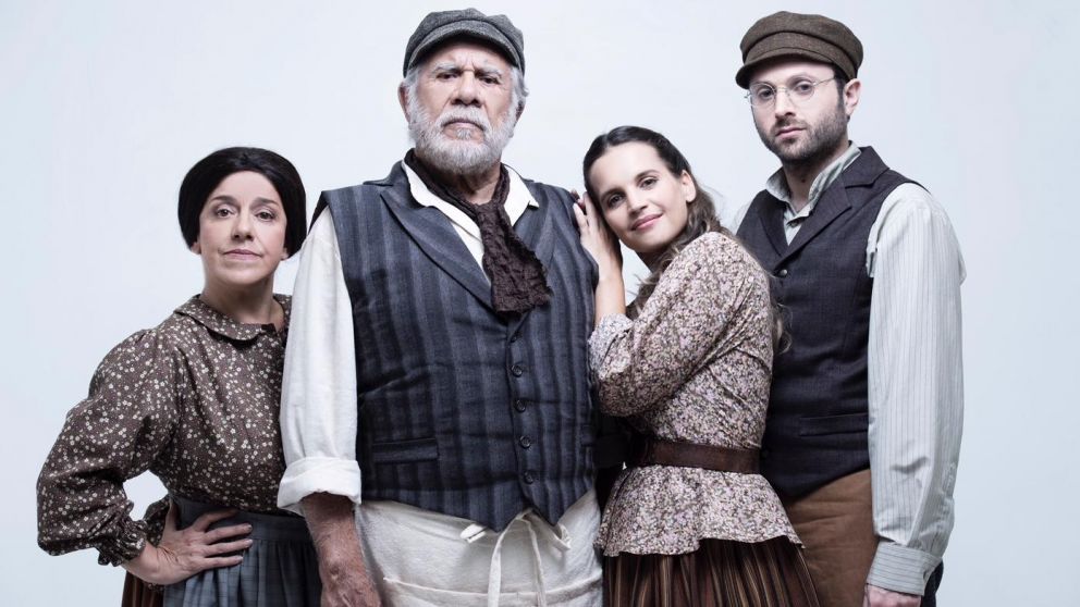 A los 80, el maestro Raúl Lavié da una lección de vida