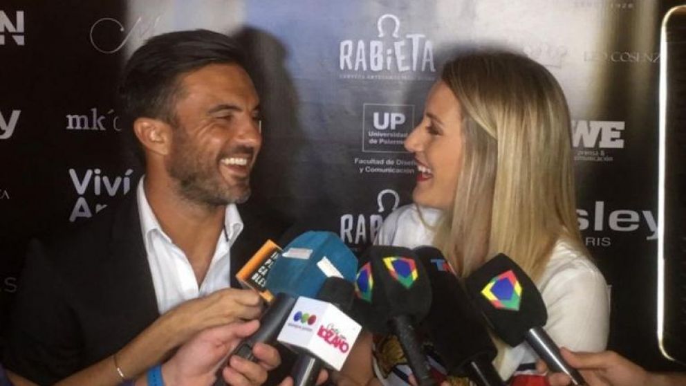 Sin tapujos, se muestran enamorados en las redes