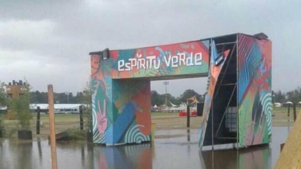 El predio qued� bajo agua luego de la tormenta