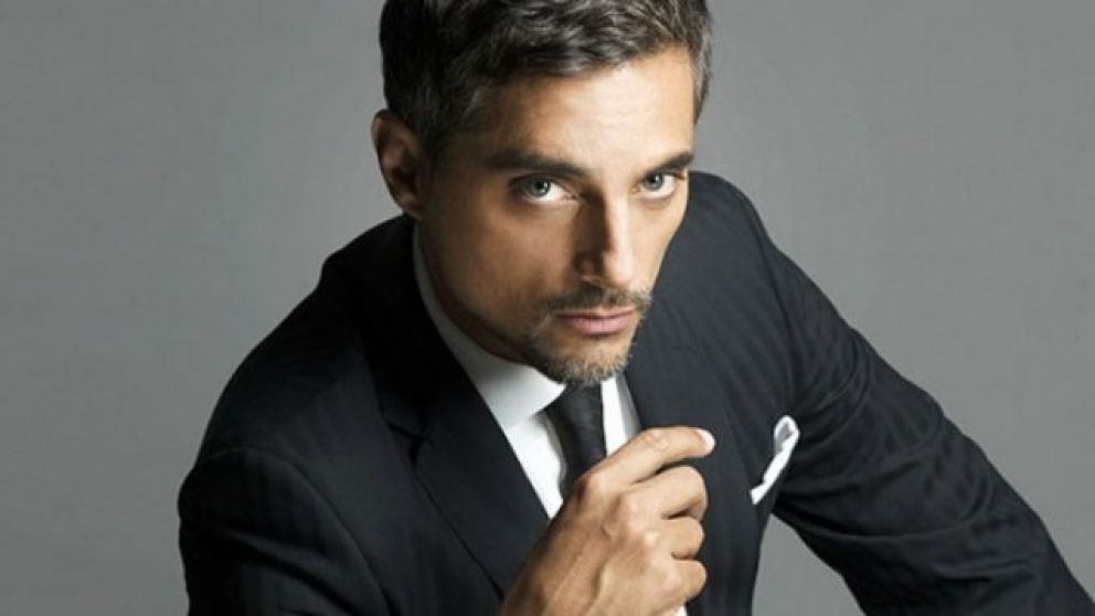 Es de Virgo y el arcano que le corresponde es la carta del Ermitaño.