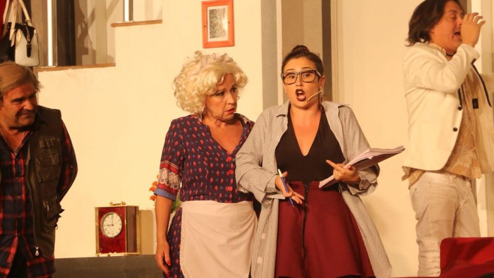 La actriz se mostró emocionada por el debut de su hija