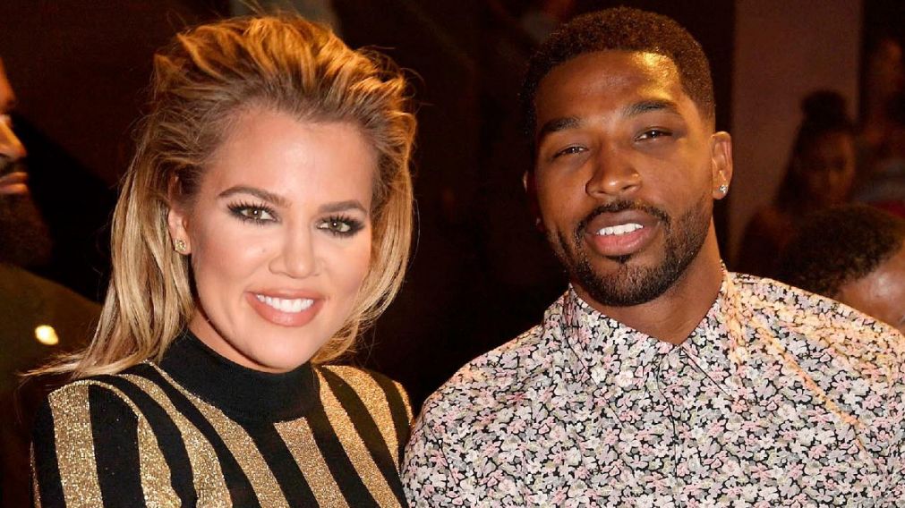 Khloé Kardashian confirmó su embarazo