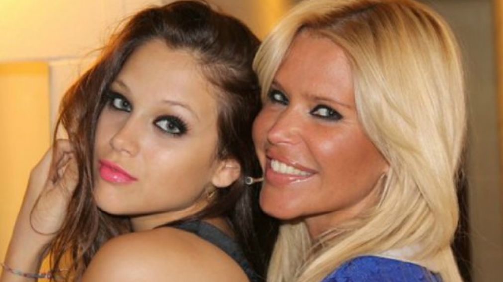 Naza bancó a su hija.