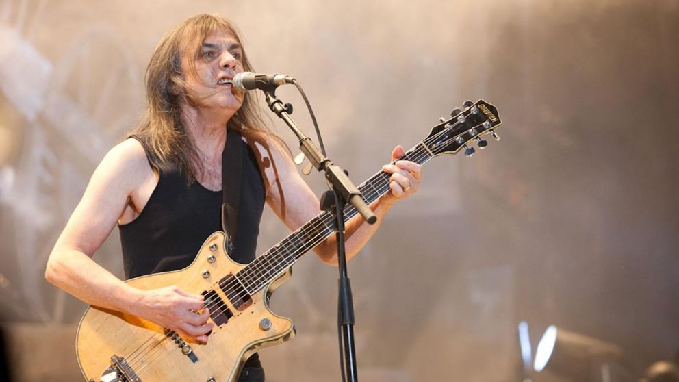 Murió Malcolm Young
