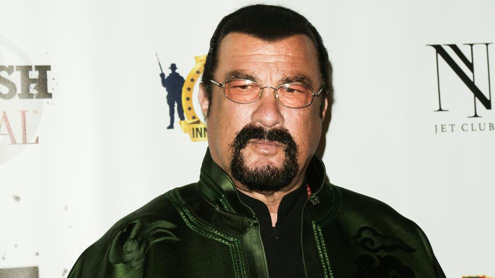 Conocida actriz denunció que Steven Seagal la acosó