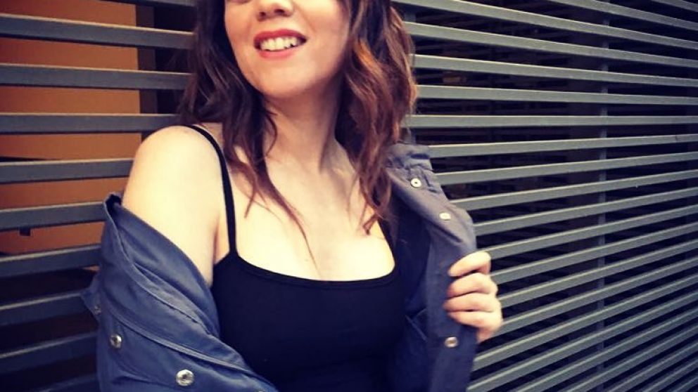 Comenzó a actuar en televisión a los 13 años.