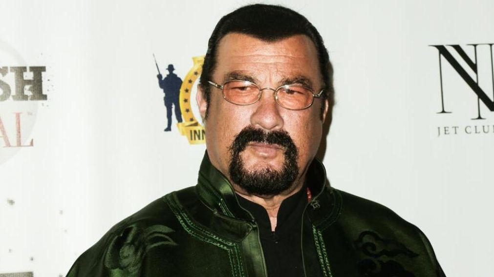 Steven Seagal acusado por acoso sexual