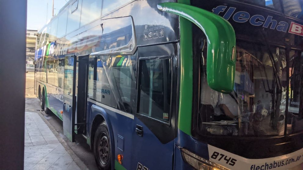 Control de alcoholemia evit� que choferes lleven a chicos de egresados