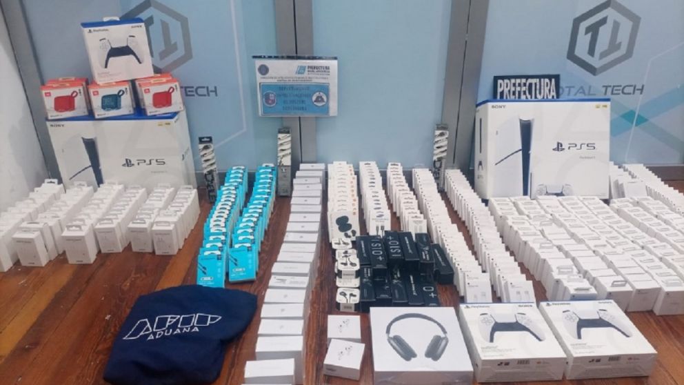 Allanaron una casa en la ciudad y secuestraron tecnología por más de $615 millones
