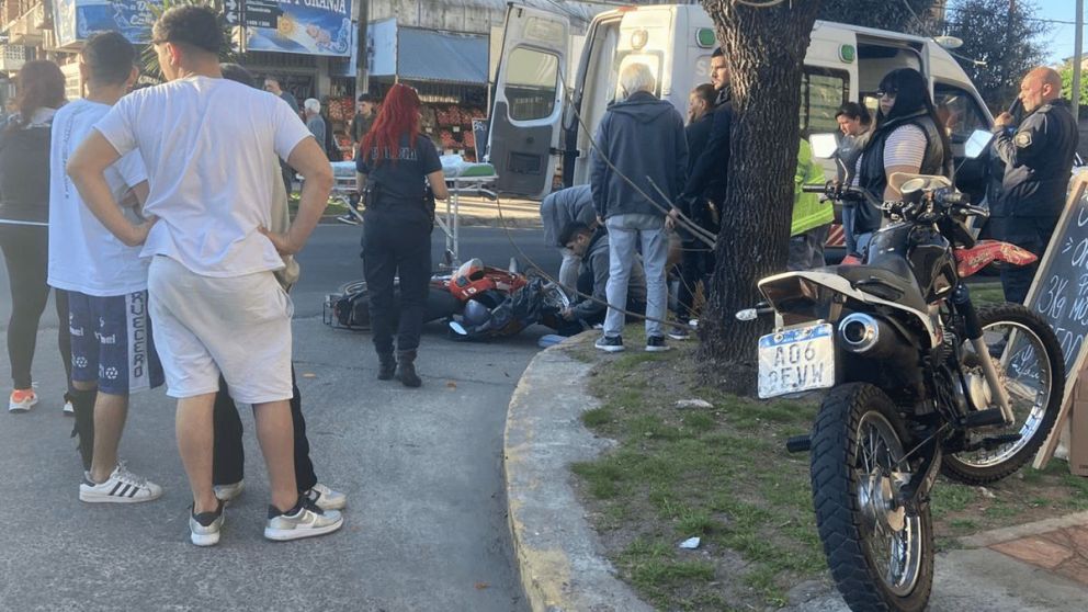 Grave accidente en Quilmes Oeste: una joven sufrió la amputación de una pierna tras ser embestida por un auto
