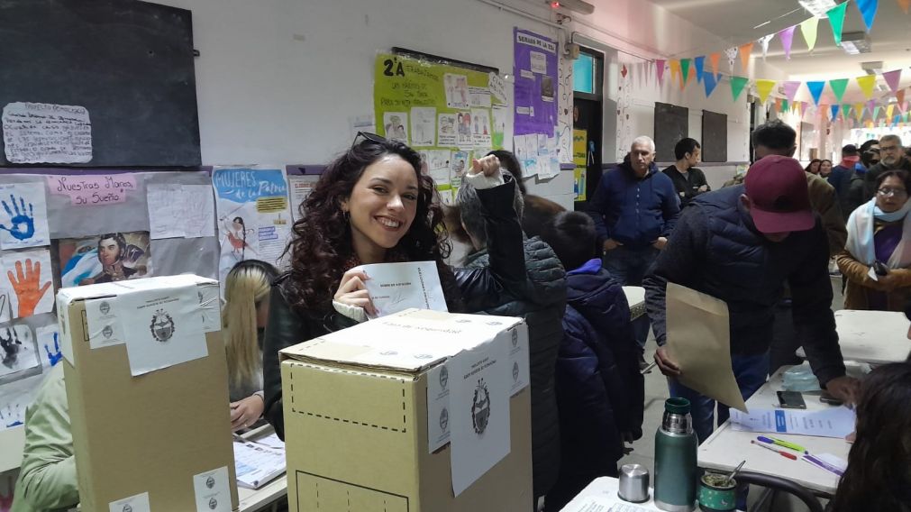 Villani votó en Quilmes y afirmó que el descontento social podría favorecer al Frente de Izquierda