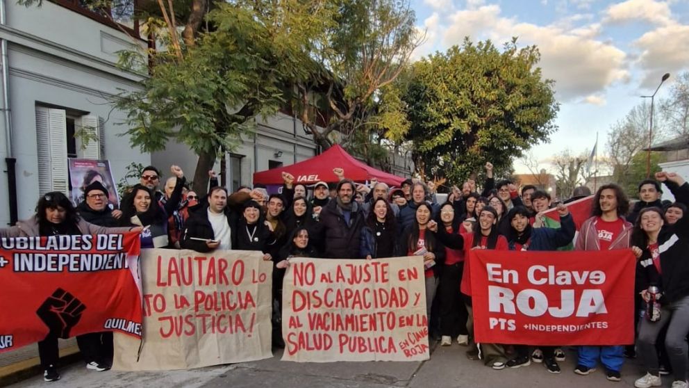 Del Caño en la UNQ: "Votar al Frente de Izquierda es un fuerte mensaje a los poderosos"