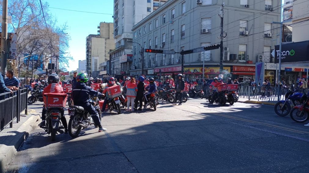 VIDEO: repartidores exigieron más seguridad tras una ola de robos