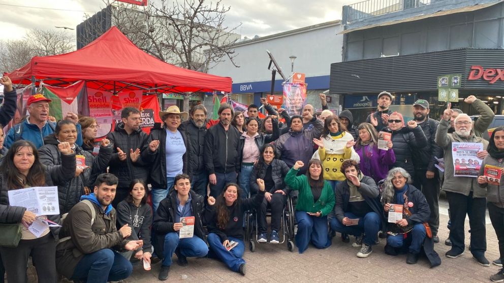 Del Caño en Berazategui: "Decían que iban a combatir a la casta, pero usan sus peores métodos"