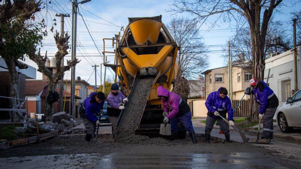 Quilmes refuerza tareas de bacheo y mantenimiento urbano: los detalles