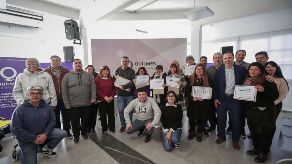 Quilmes entregó carnets de manipulación segura de alimentos