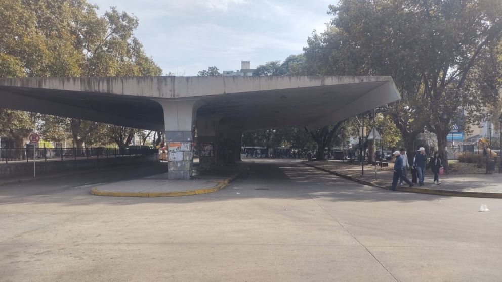 Las paradas de colectivo en Quilmes, desiertas por el paro nacional