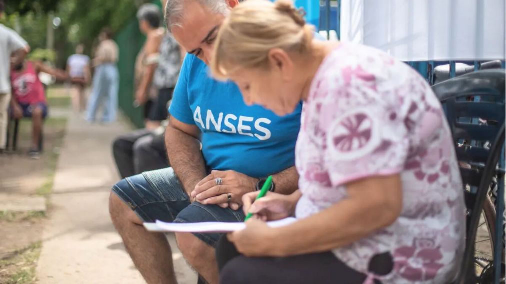 Conoc� qu� grupo de jubilados y pensionados quedar� fuera del bono de $70.000 de ANSES y por qu� (Imagen ilustrativa).