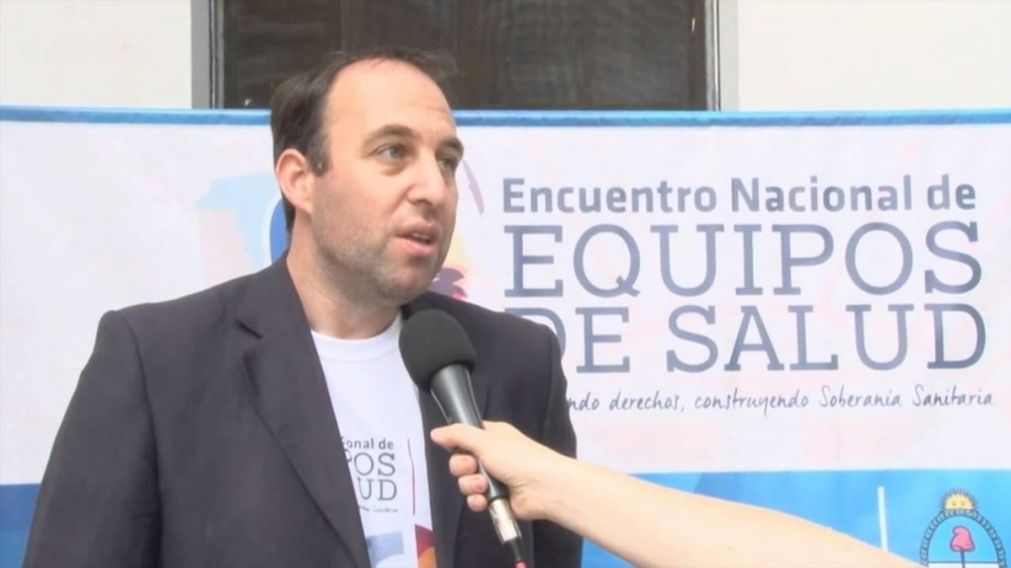 Konfino: "La desregulaci�n de los medicamentos hizo que se vayan por las nubes"