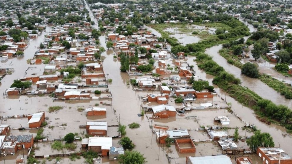 Inundaciones en Bahía Blanca, así está hoy: muertos, desaparecidos, servicios, clases, circulación y donaciones